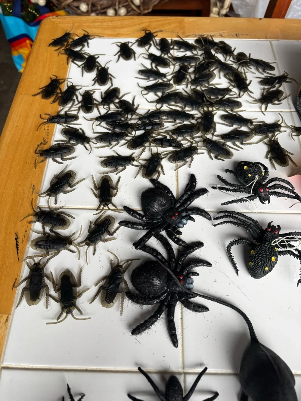 Halloween Decor Kit -Spiders & Mice, Spider Webs, Black Light Bulbs, Mask & More